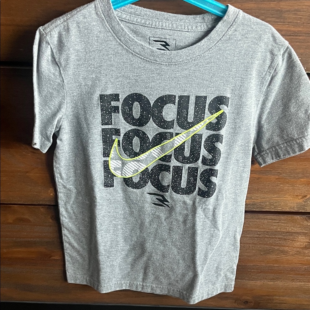 Gray Nike Kids Short Shirt with Focus Print